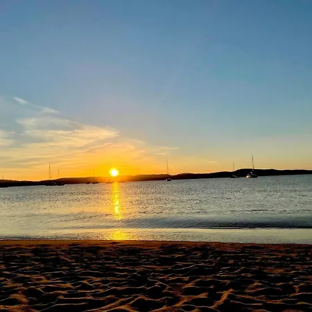 לינה וארוחת בוקר Windflake 3*